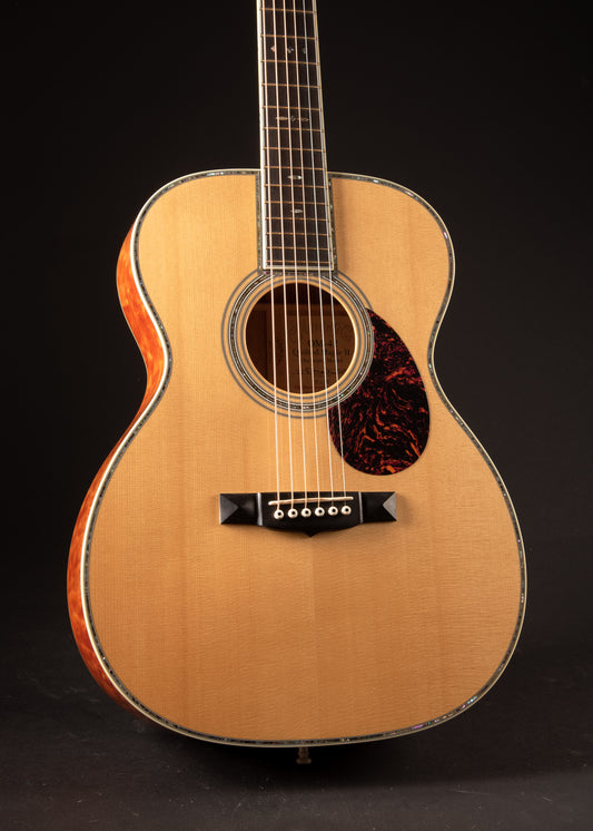 2004 Martin OM-42 Quilted Maple II Limited Edition Natural