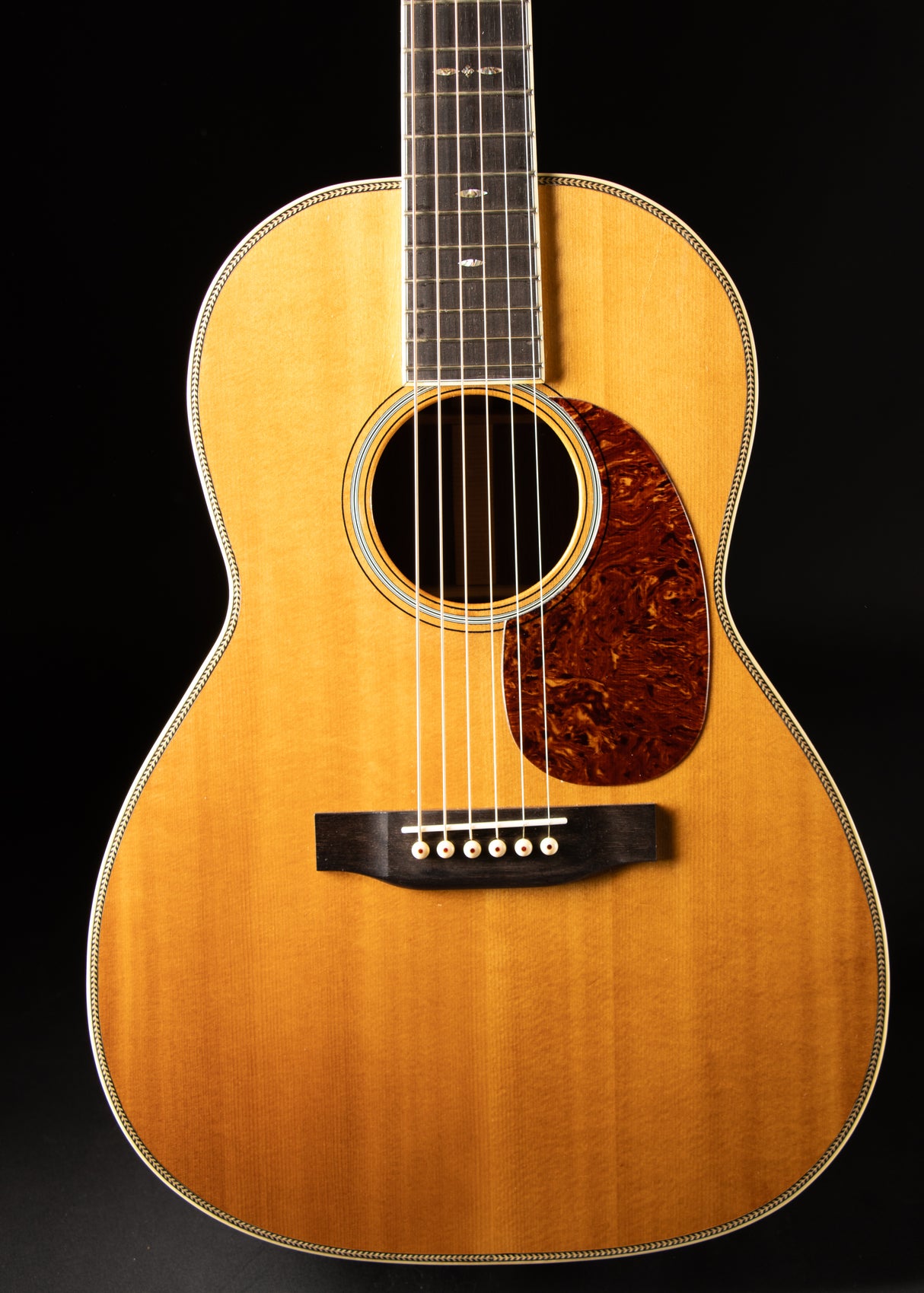 2005 Berger 00-28 Style Natural