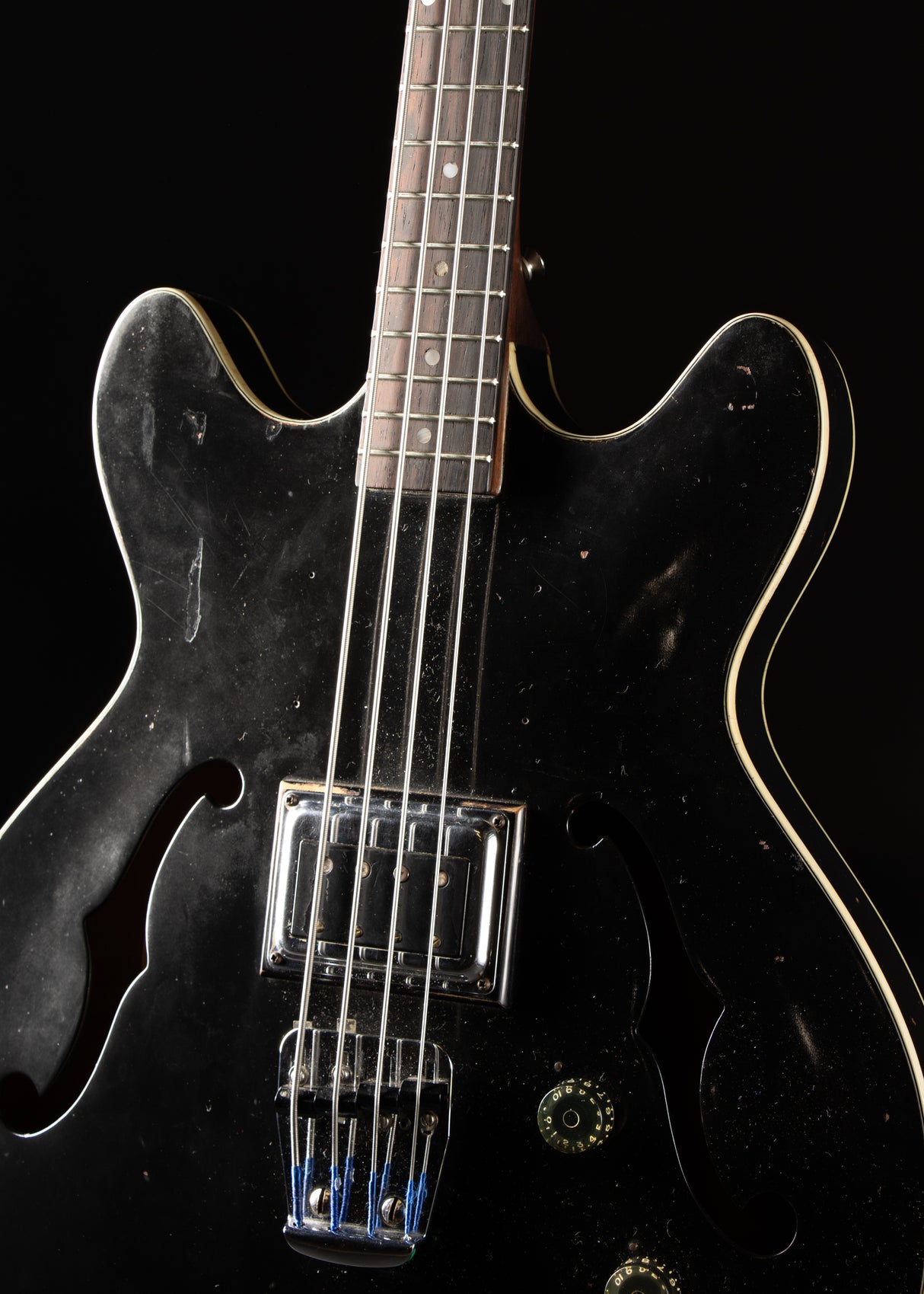 1966 Guild Starfire Bass Black