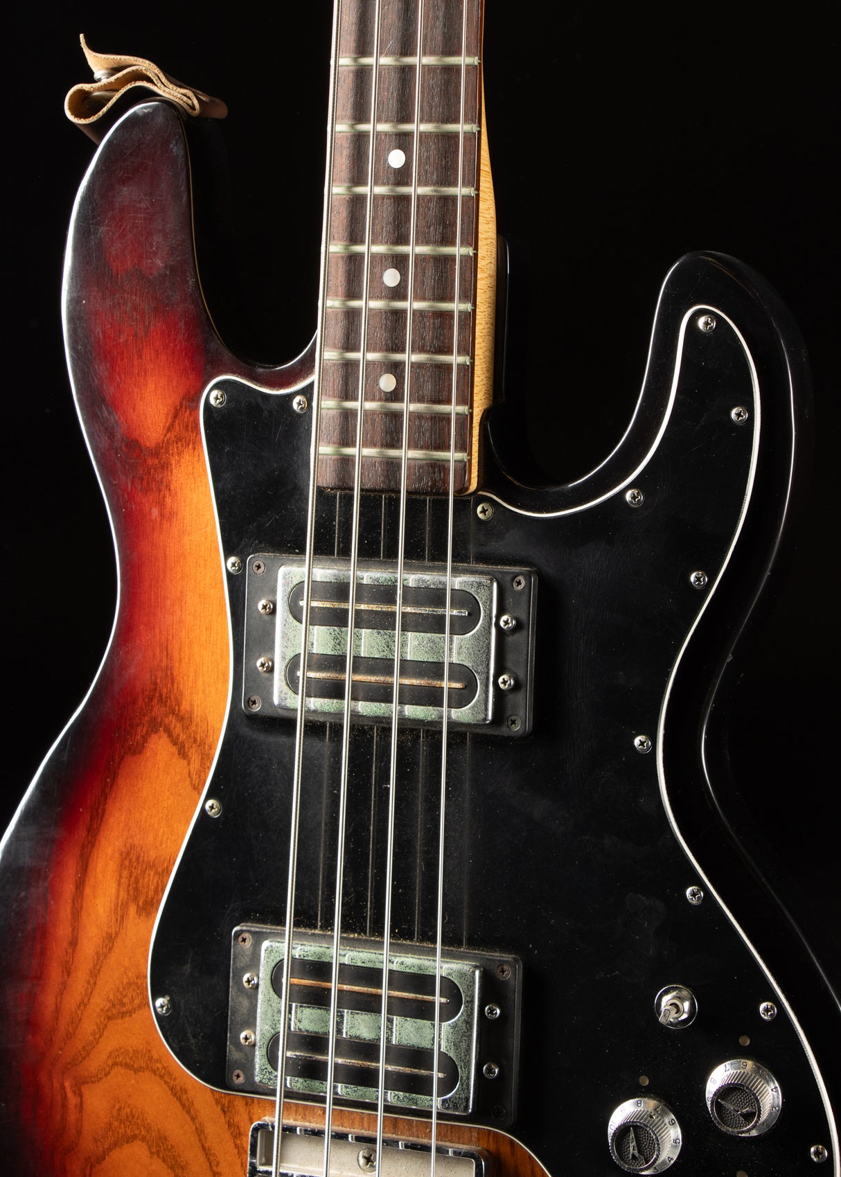 1981 Peavey T40 Sunburst