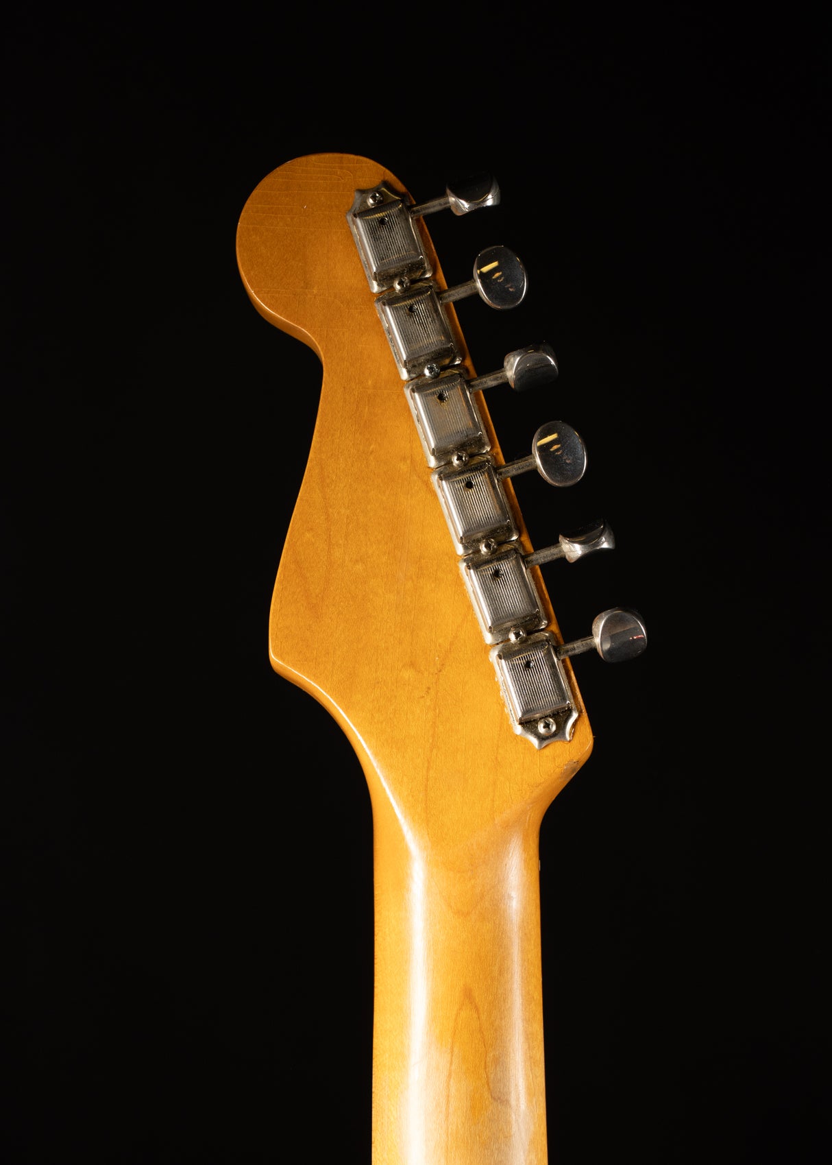 1983 Fender Fullerton AVRI '62 Reissue Candy Apple Red (Over Sunburst)