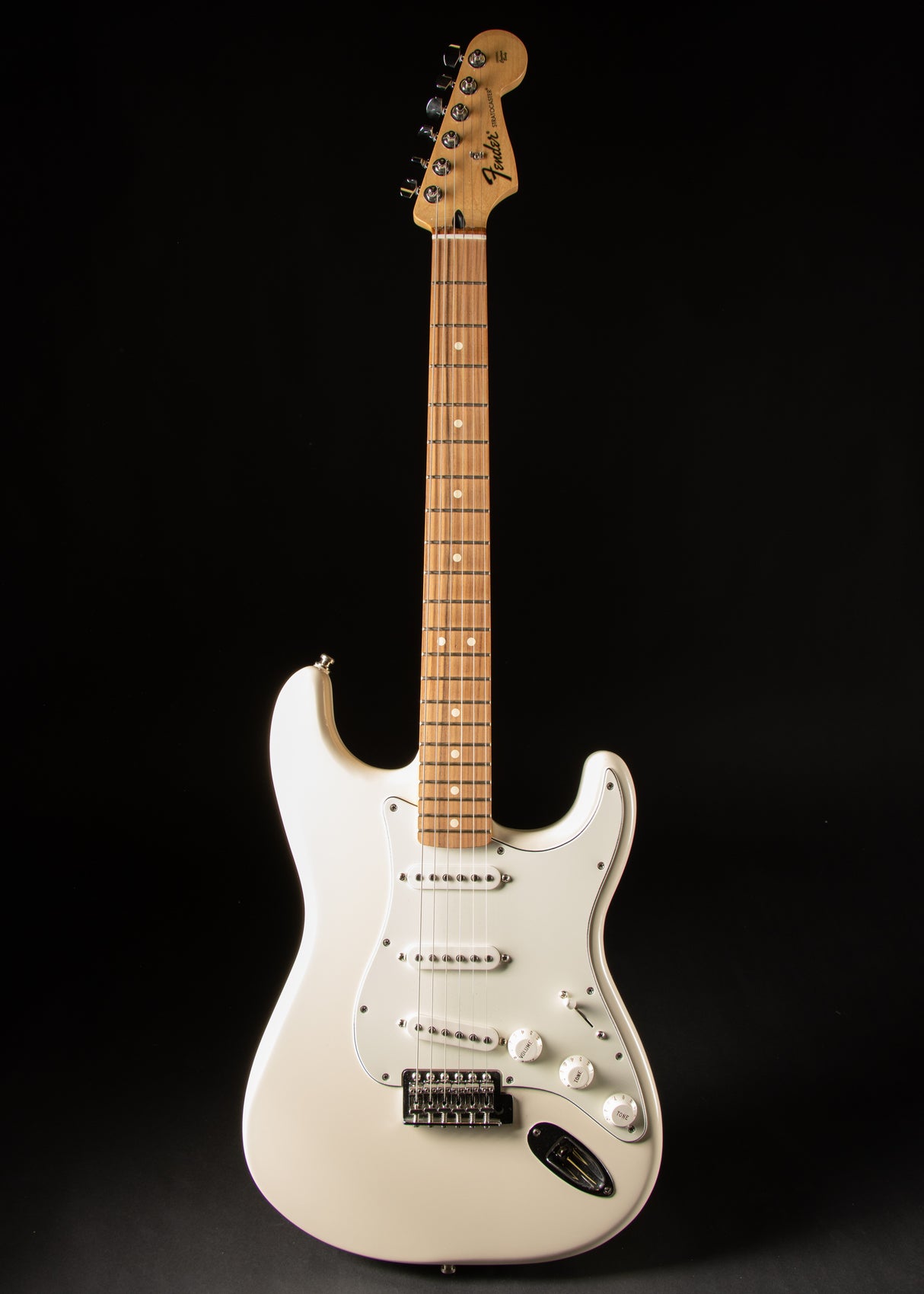 2017 Fender Standard Stratocaster MIM Antique White