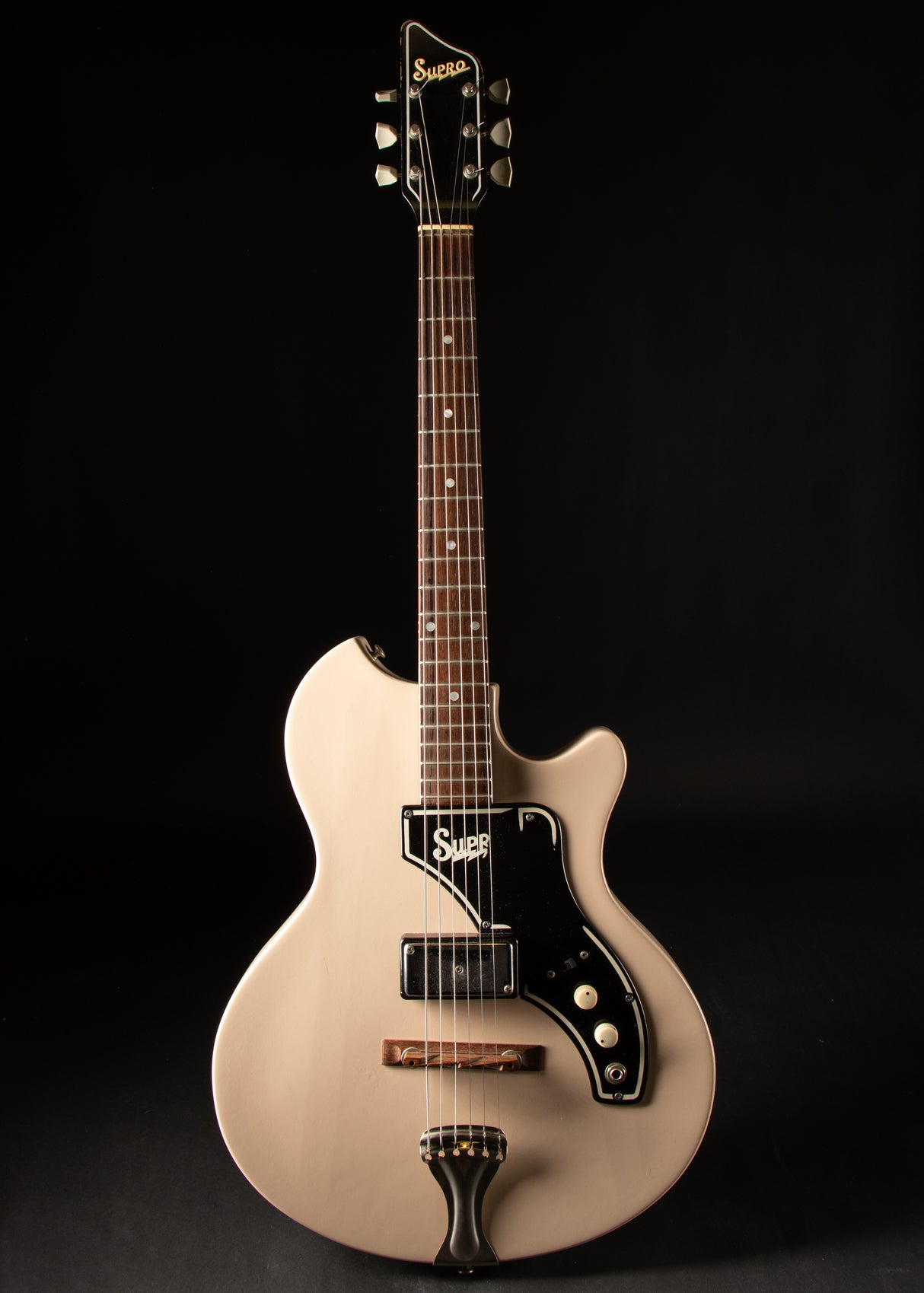 1961 Supro Kingston White