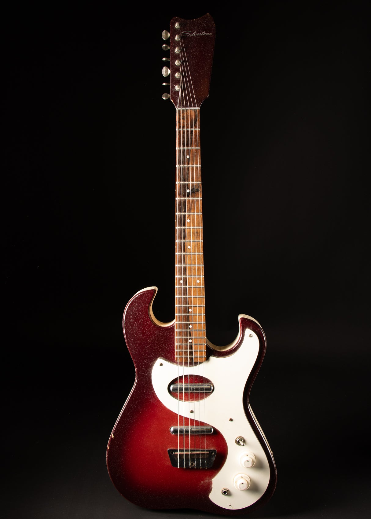 Mid 60s Silvertone 1457 w/ Amp in Case