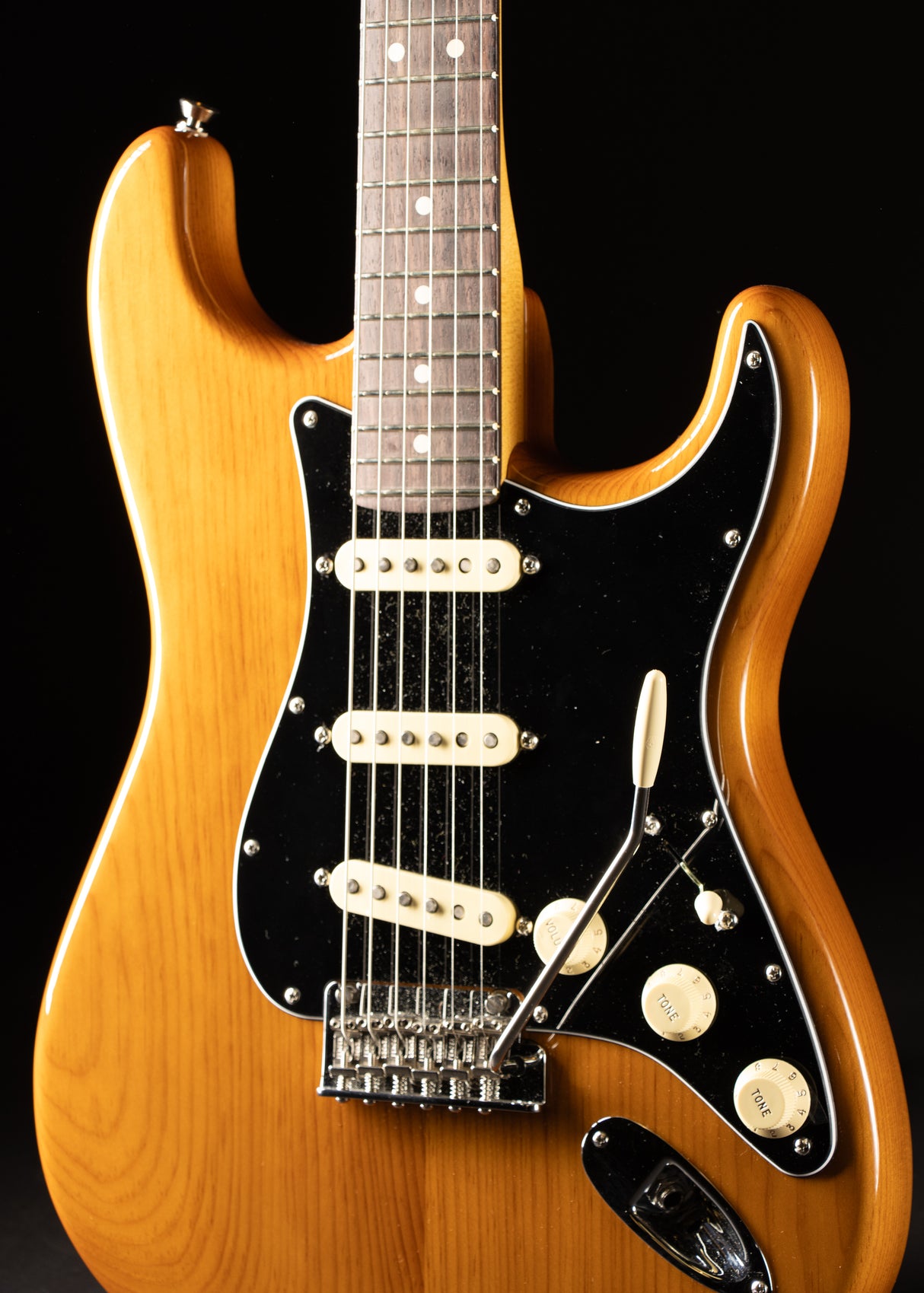 2023 Fender American Professional II Pine Stratocaster Natural