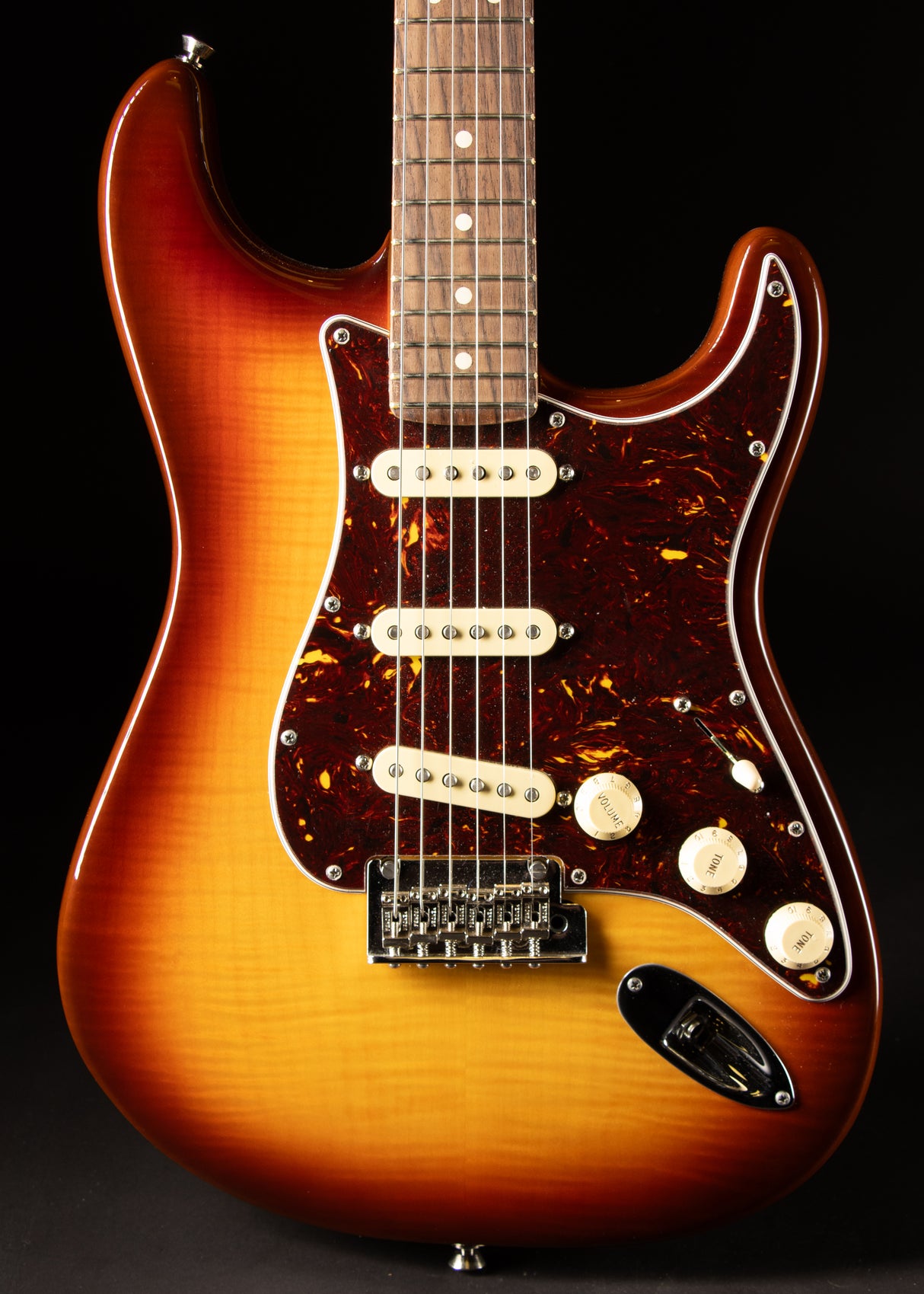2023 Fender 2024 Fender 70th Anniversary American Professional II Stratocaster Comet Burst