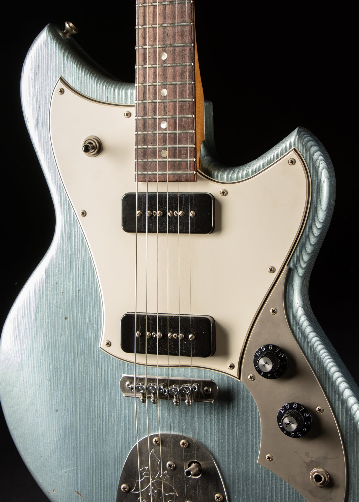 2025 Novo Serus J Ice Blue Metallic