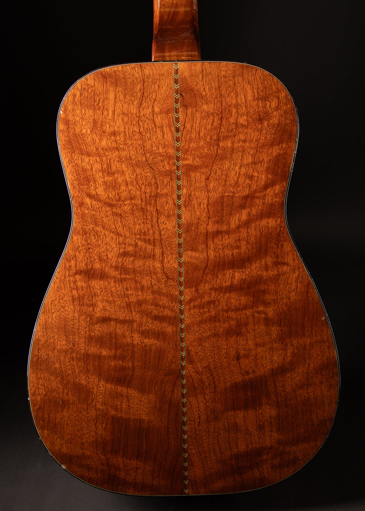 Beard Model E Square Neck Amber