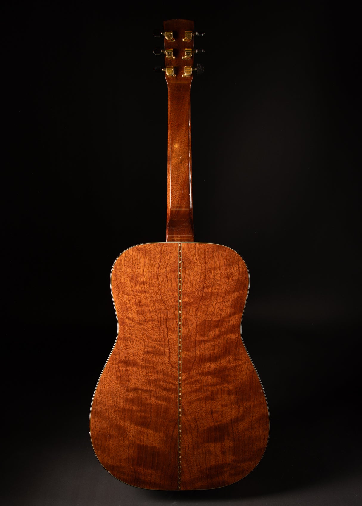 Beard Model E Square Neck Amber