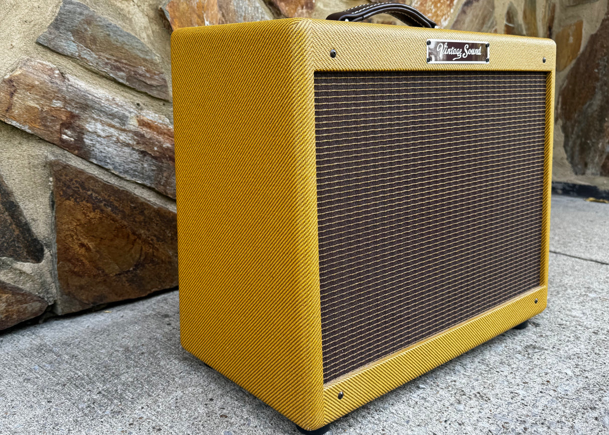 2022 Vintage sound Tweed 15