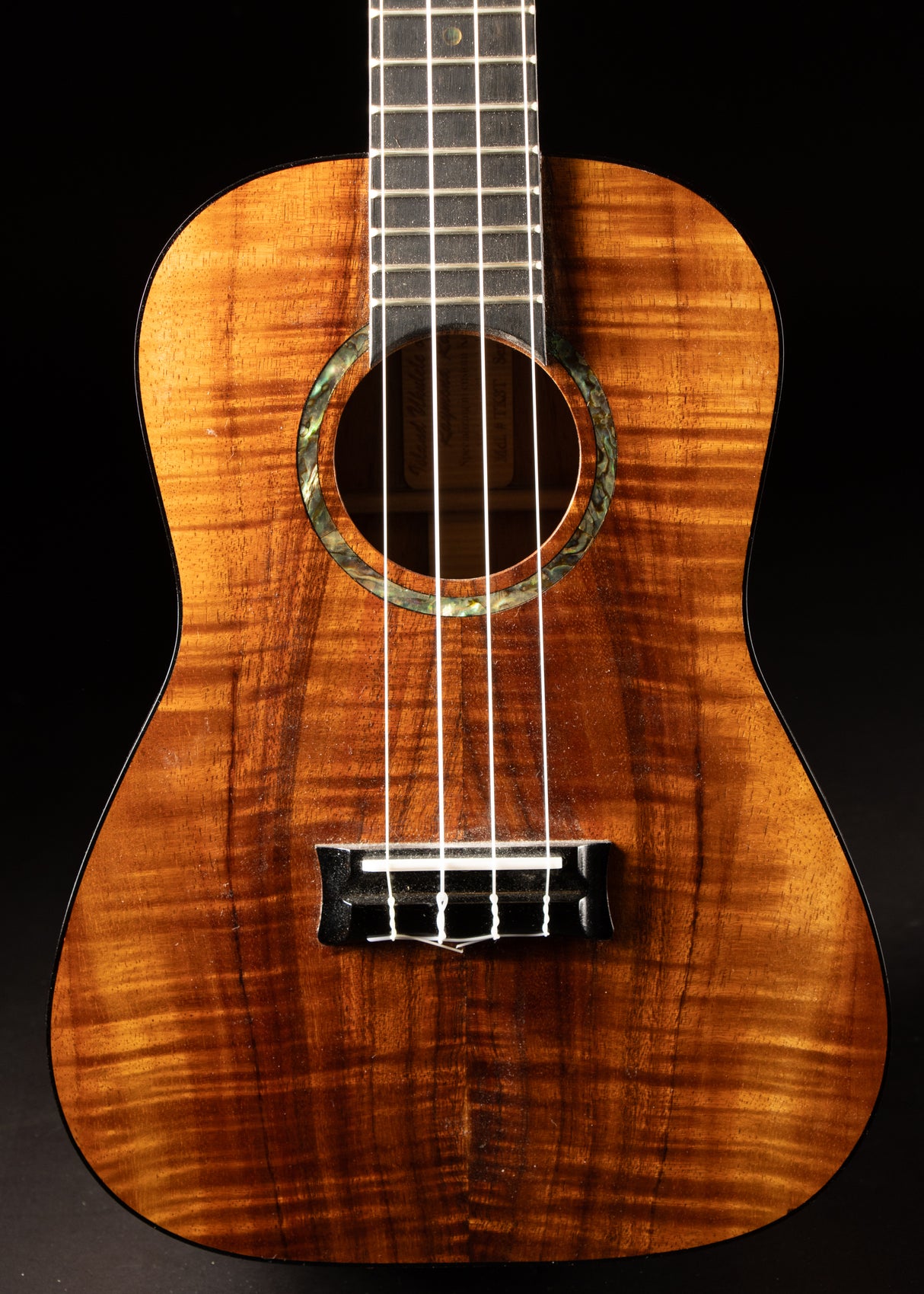 Recent Island Ukulele of Kauai Raymond Rapoza TK3T