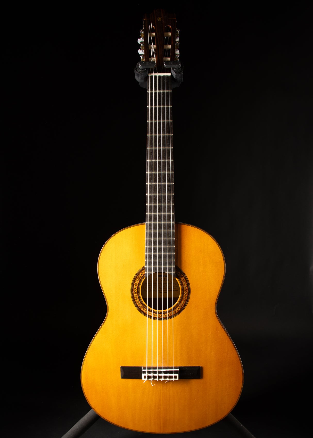 Yamaha G-231 Classical Natural