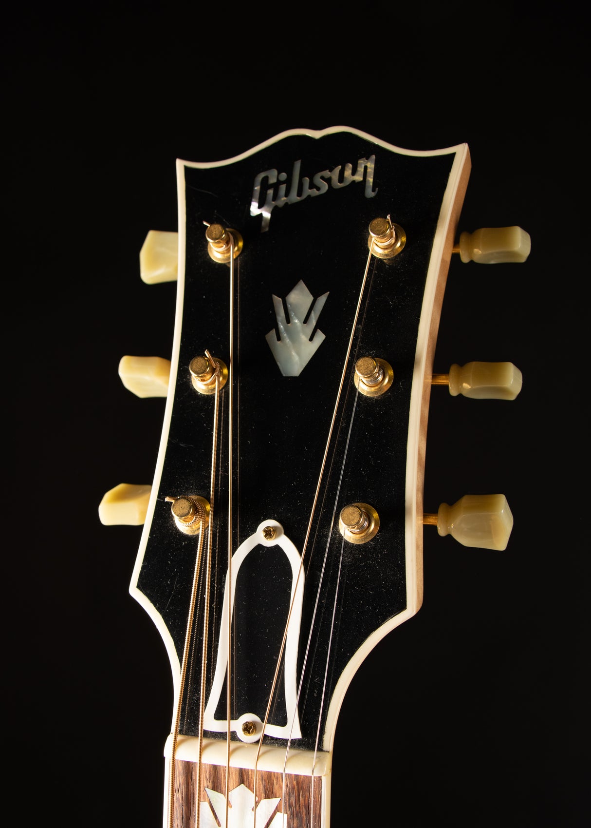 2005 Gibson SJ-200 Historic Collection Natural