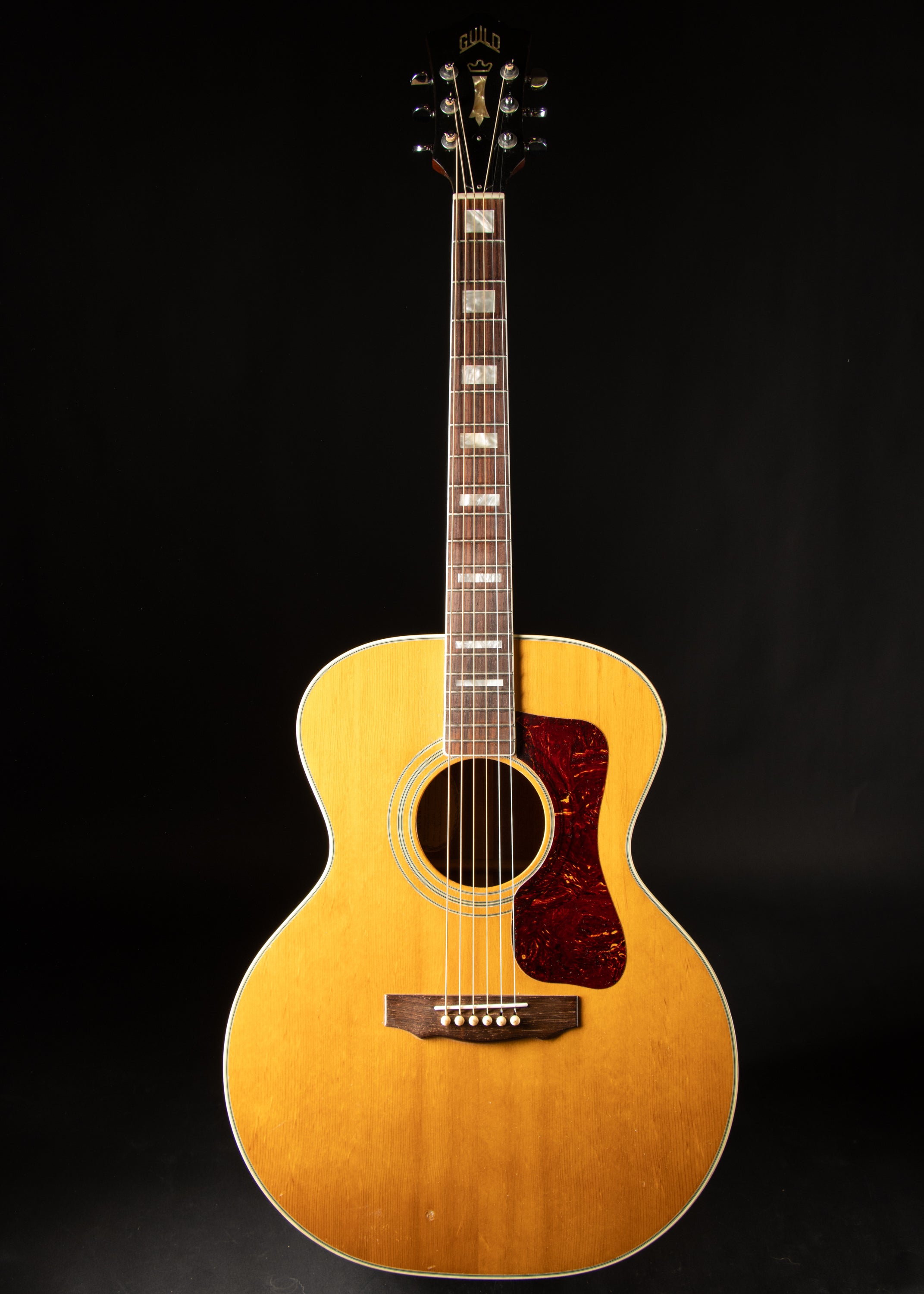 Acoustic Guitars – Music City Vintage Guitars