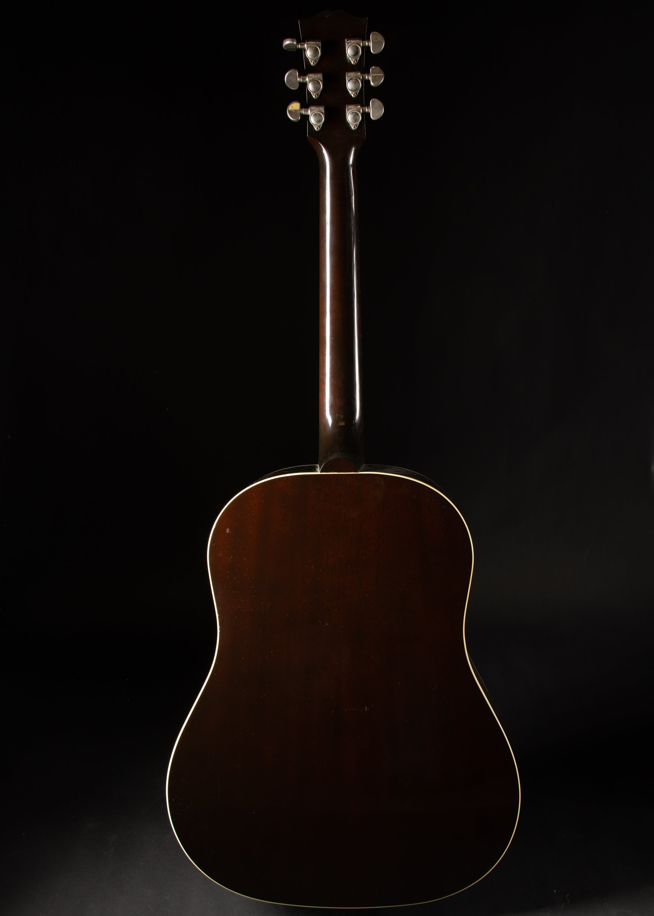 2007 Gibson J-45 Standard Sunburst – Music City Vintage Guitars