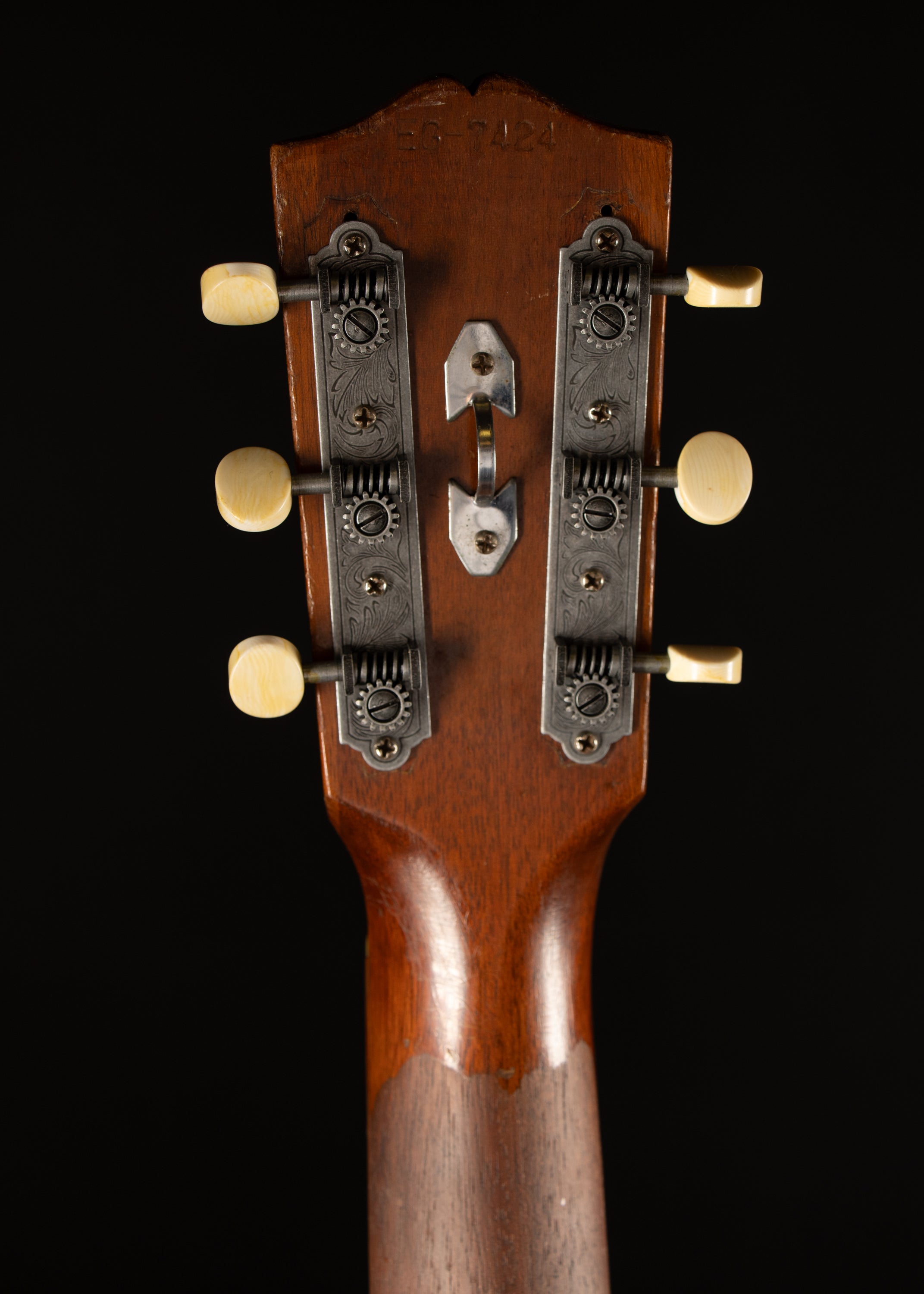 1939 Gibson J-35 Natural – Music City Vintage Guitars
