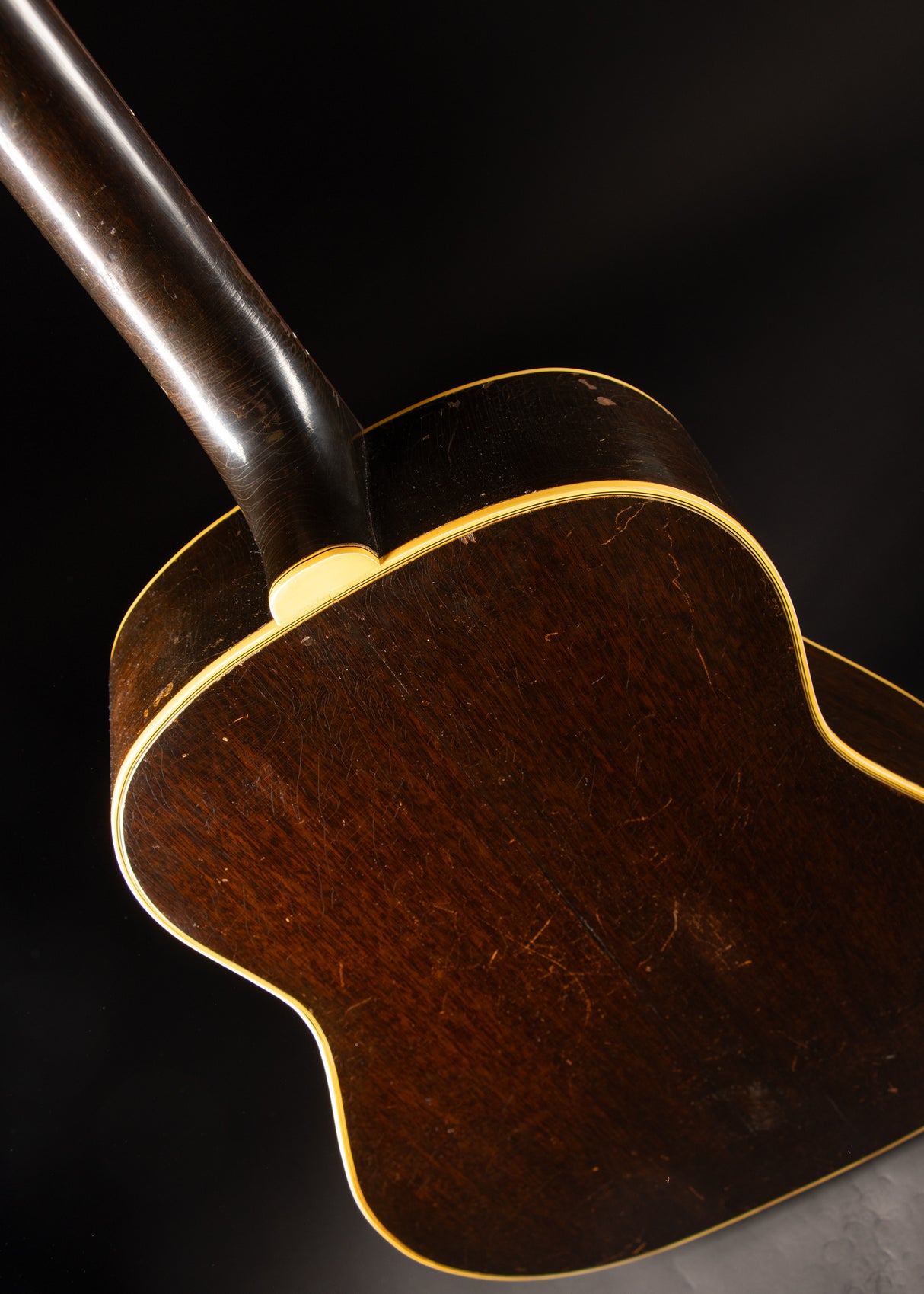 1943 Gibson "Banner" Southern Jumbo Sunburst