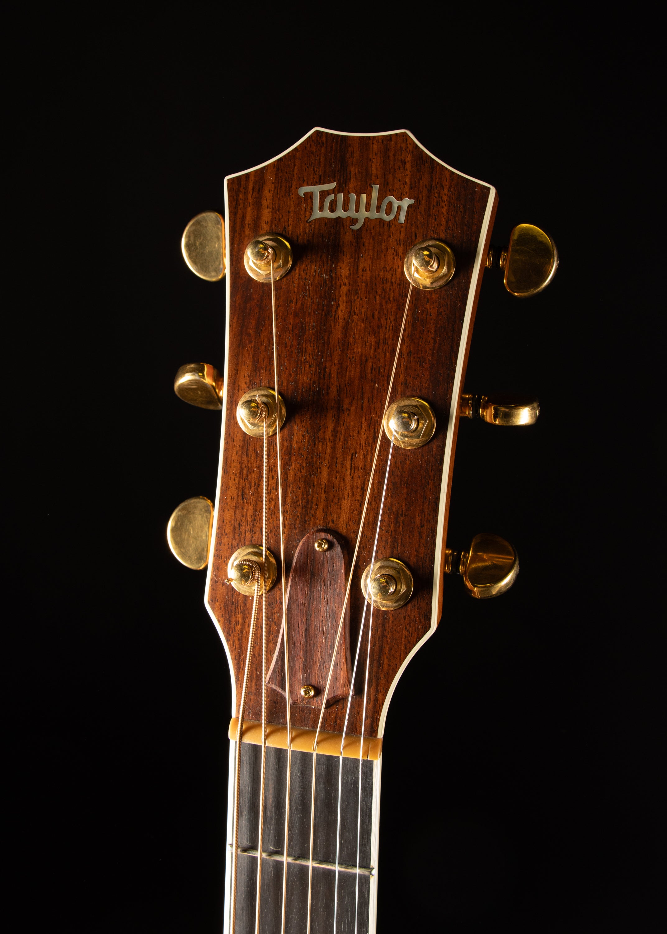 1997 TAYLOR 812C Natural – Music City Vintage Guitars