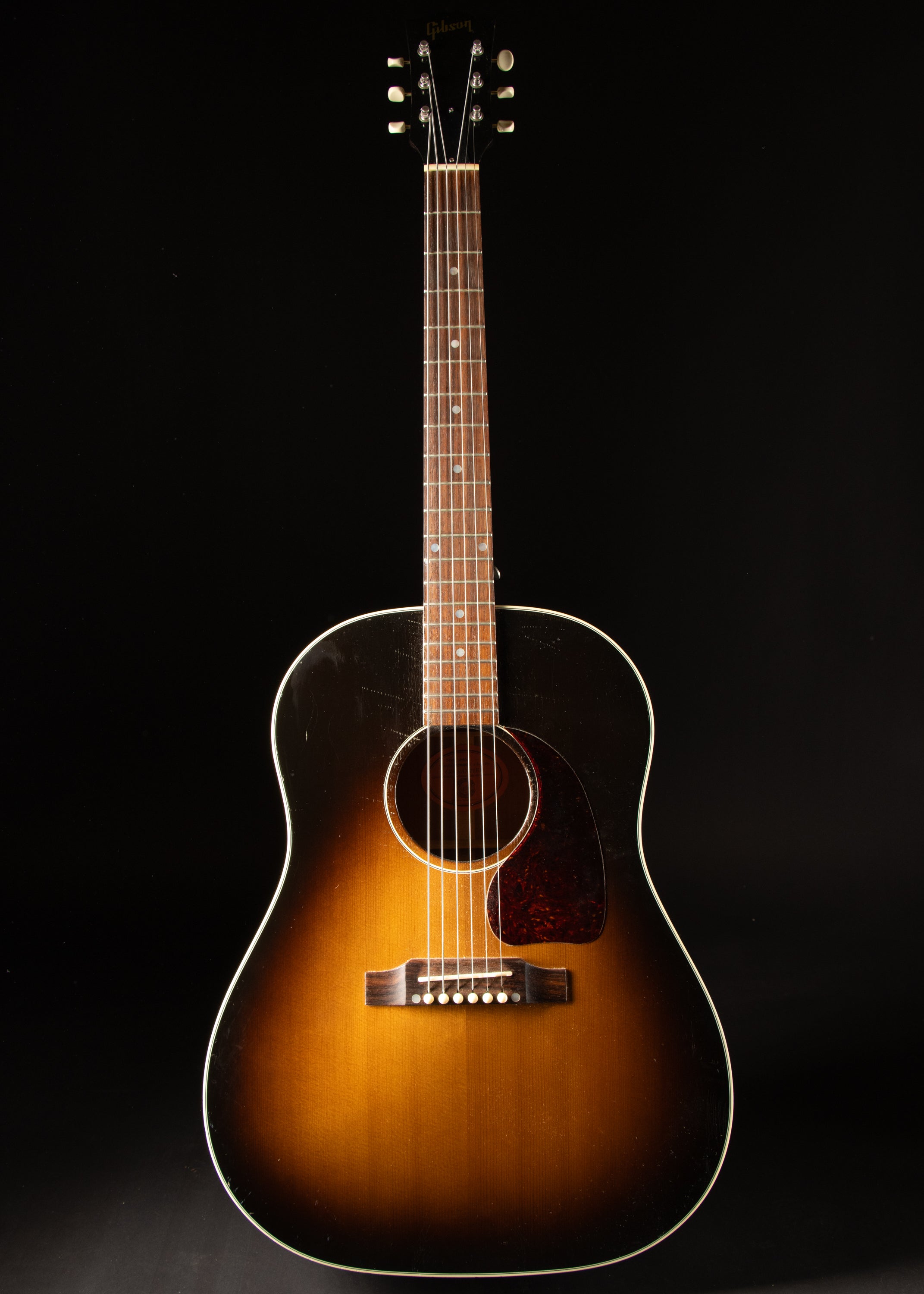 2000 Gibson J-45 Sunburst – Music City Vintage Guitars