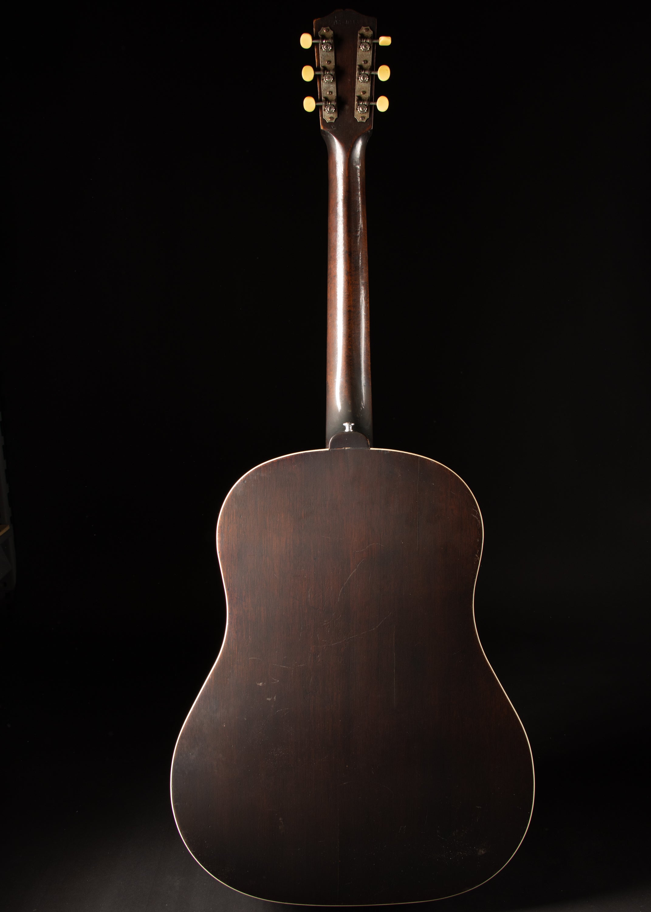 1941 Gibson J-35 – Music City Vintage Guitars