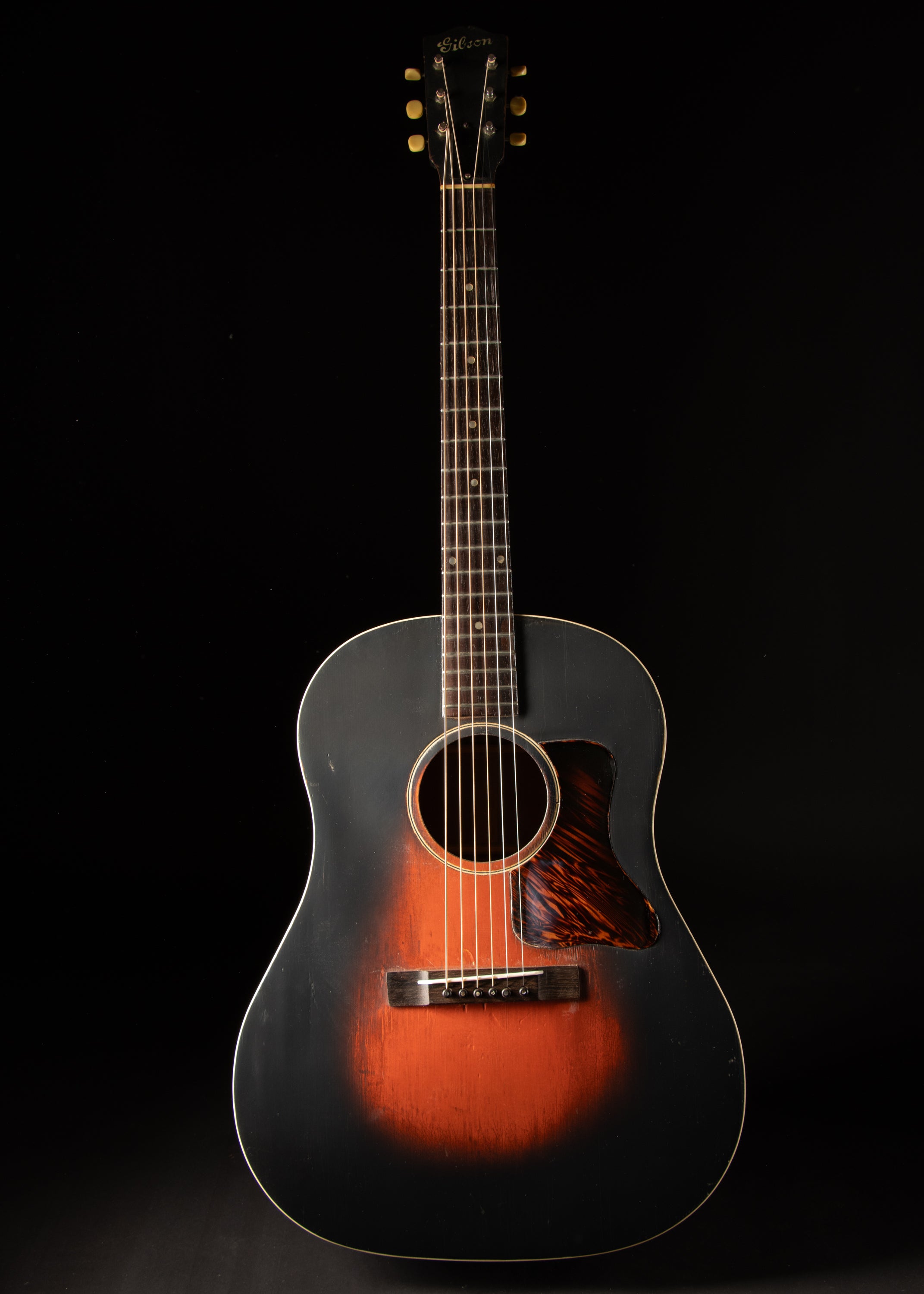 1941 Gibson J-35 – Music City Vintage Guitars