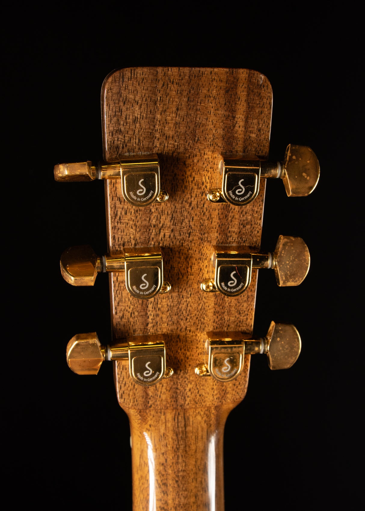 2018 Whitebook JTS Walnut