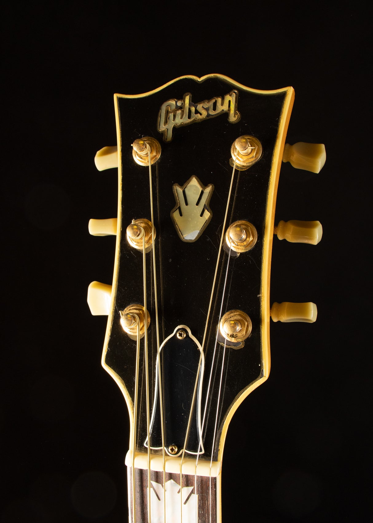 1992 Gibson J-200 Natural