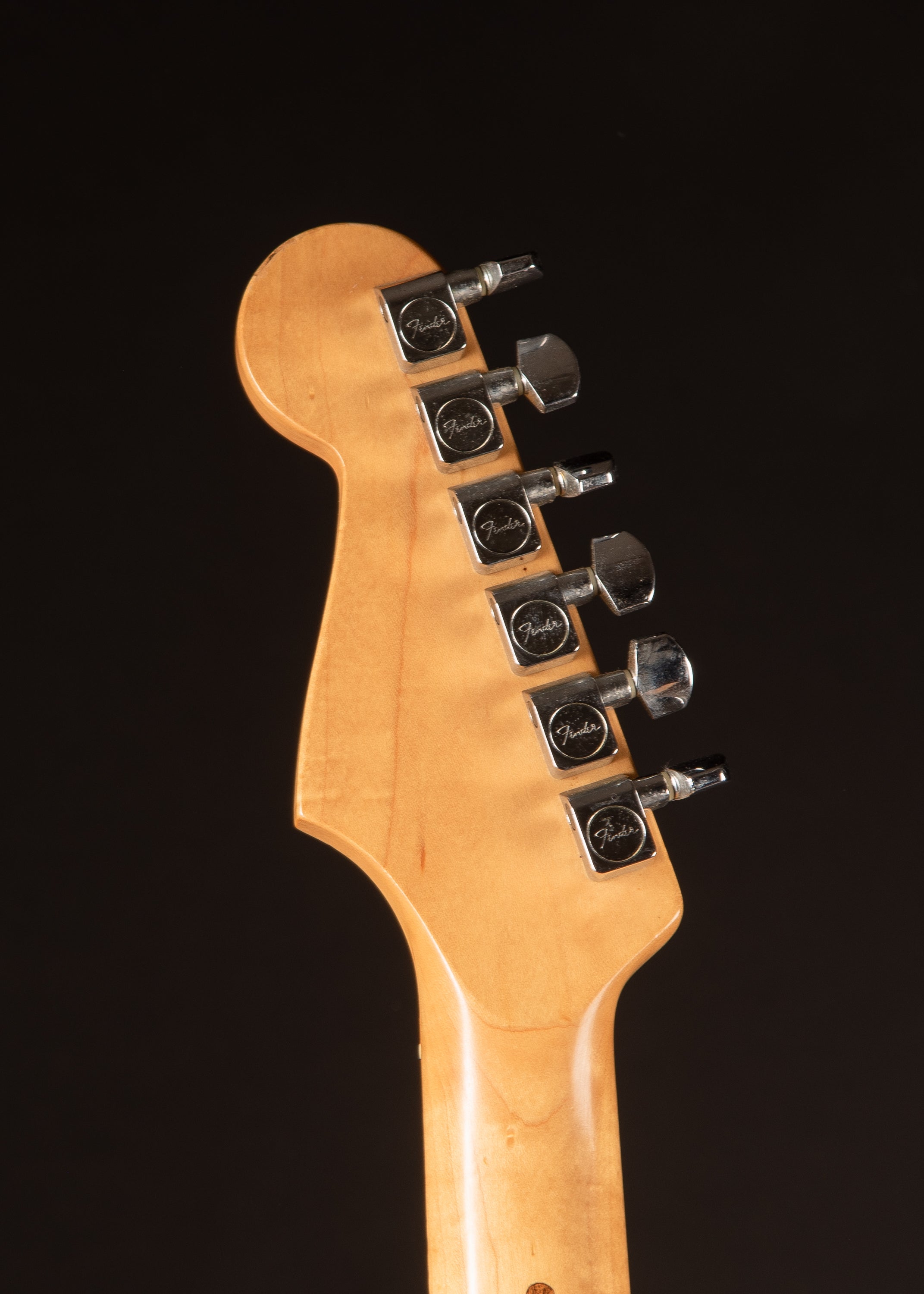 Fender Standard Stratocaster MIM Olympic White – Music City