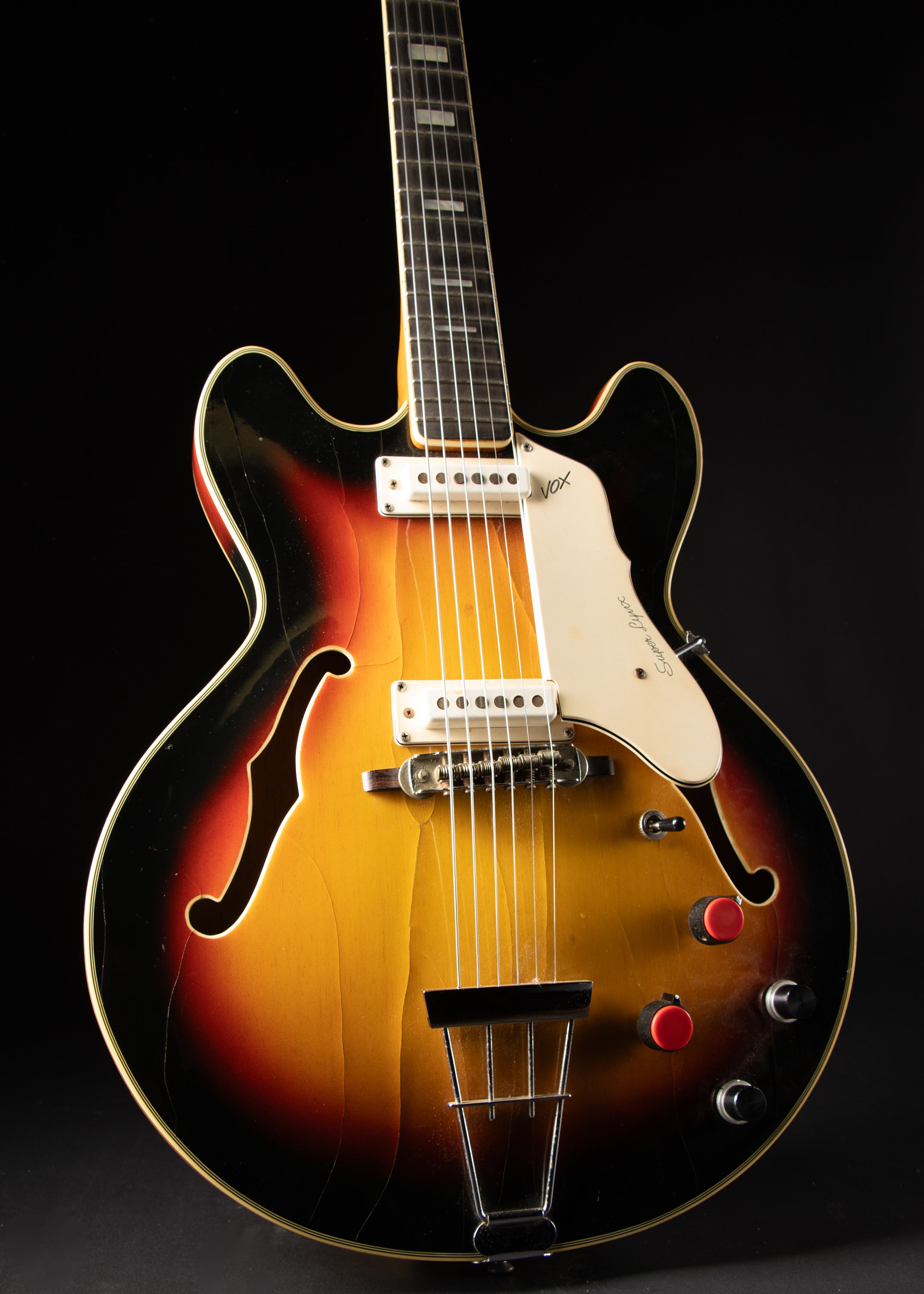1960s (Late) Vox Super Lynx Sunburst – Music City Vintage Guitars