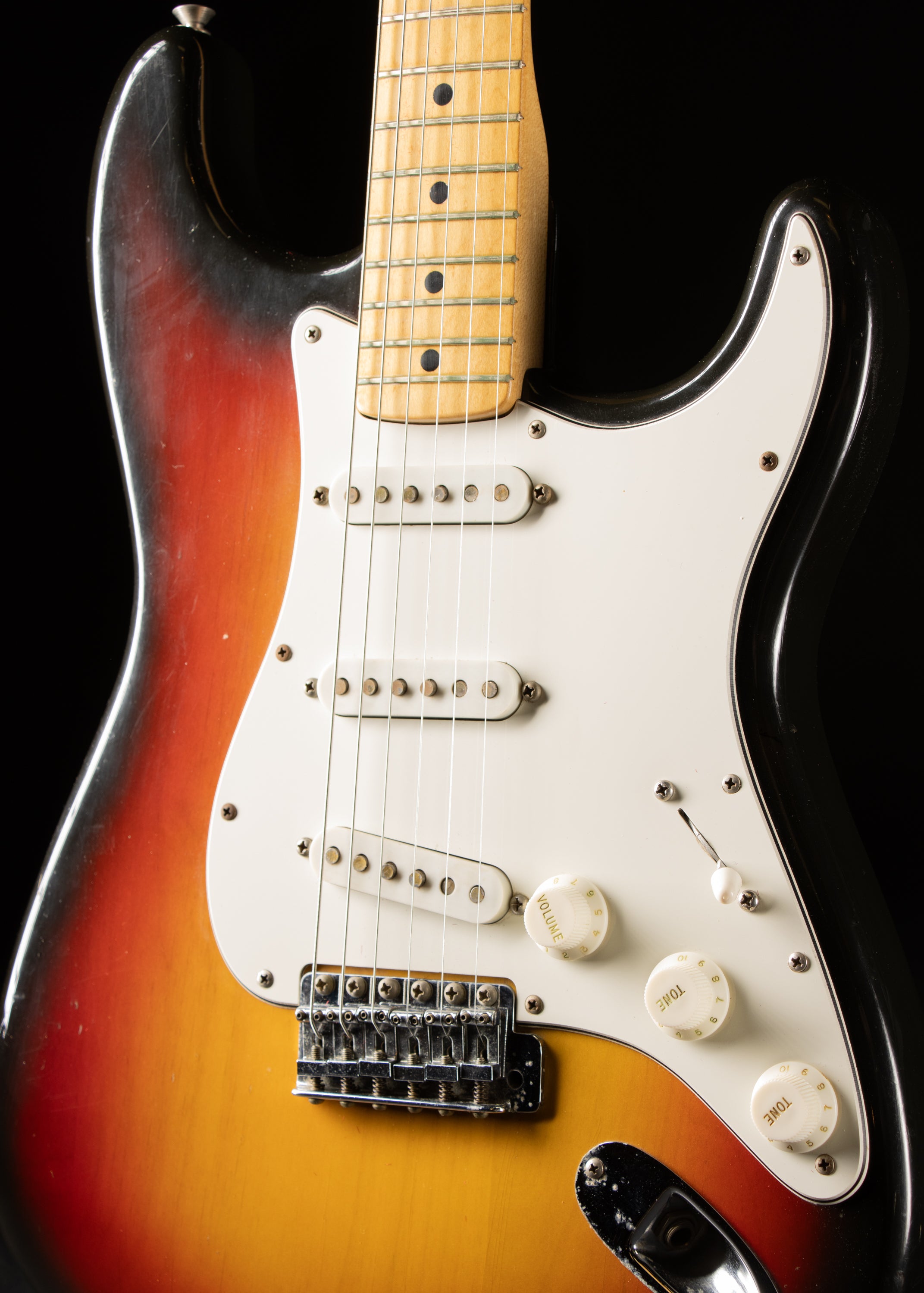 1974 Fender Stratocaster Sunburst – Music City Vintage Guitars