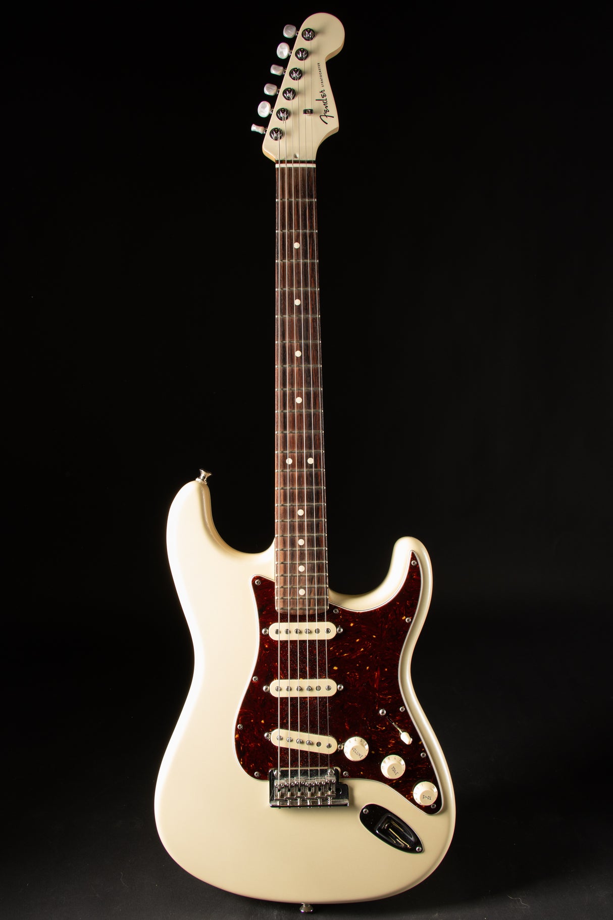 2020 Fender Limited Edition American Showcase Strat Arctic Pearl