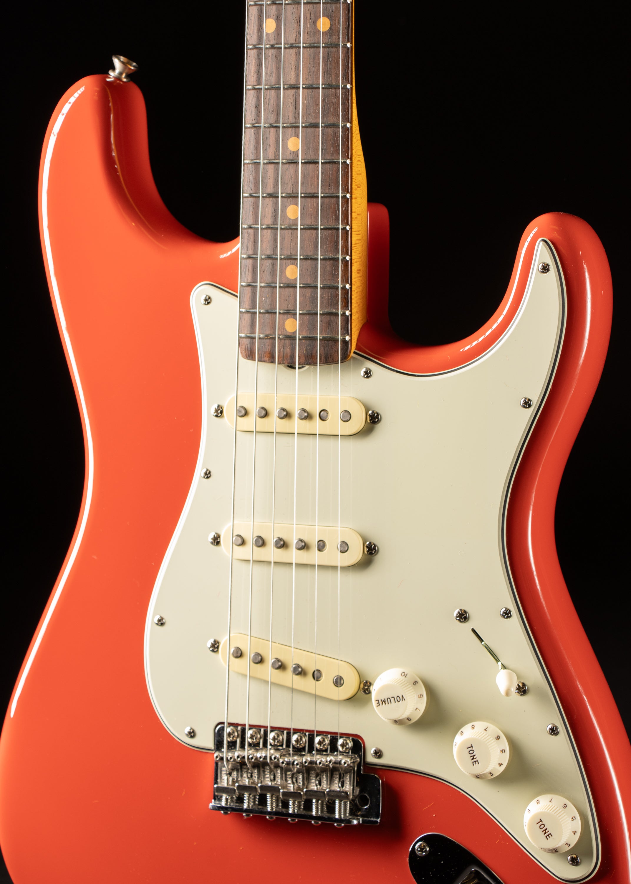 2022 Fender '61 Reissue American Vintage II Stratocaster – Music