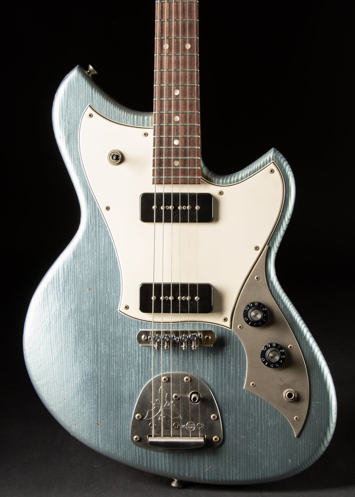 2025 Novo Serus J Ice Blue Metallic