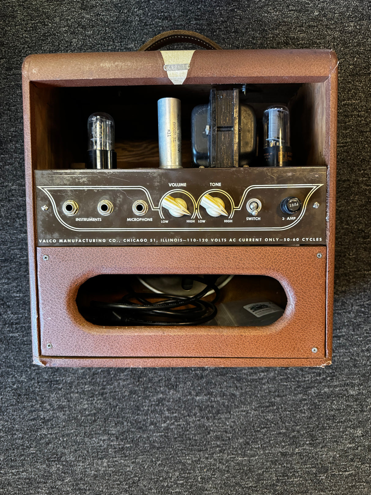 1952 Supro 510-11