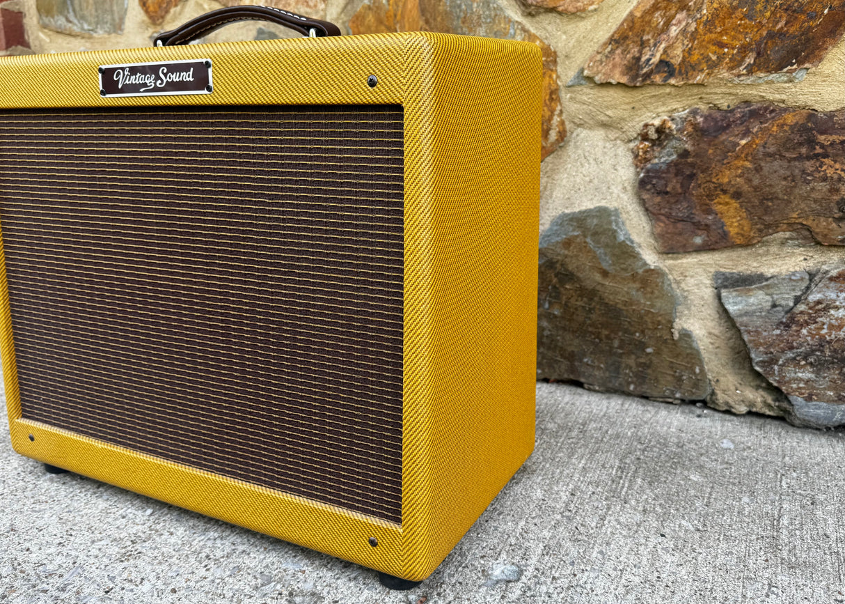 2022 Vintage sound Tweed 15