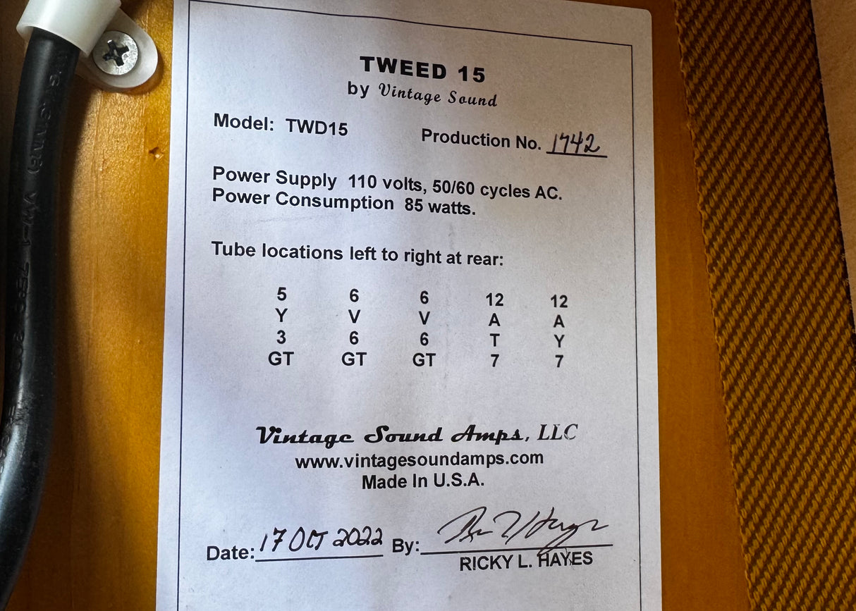 2022 Vintage sound Tweed 15