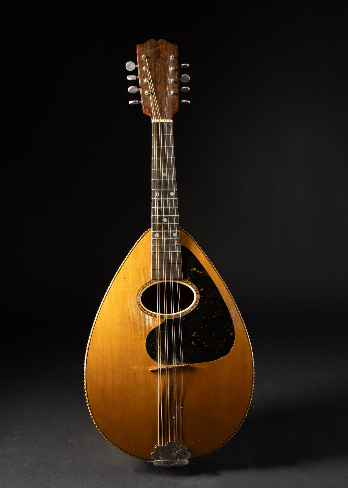 1920's Weymann Mandolute Natural