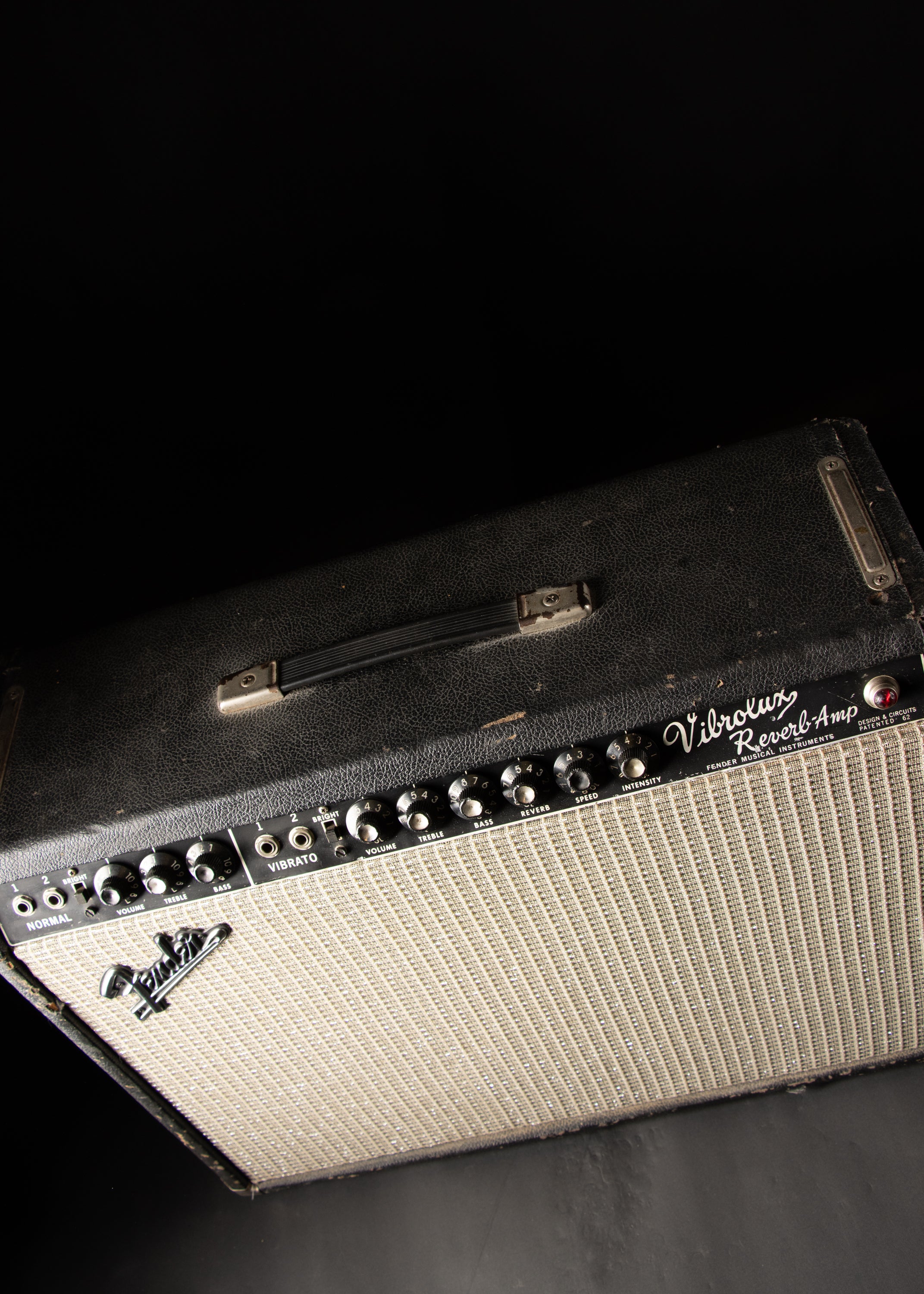 値下げします‼️Fender Vibrolux Reverb Silver パネル Fender Vibrolux Reverb 2-Channel 35-Watt 2x10